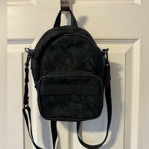 Lululemon Now and Always Convertible Bag *Mini*